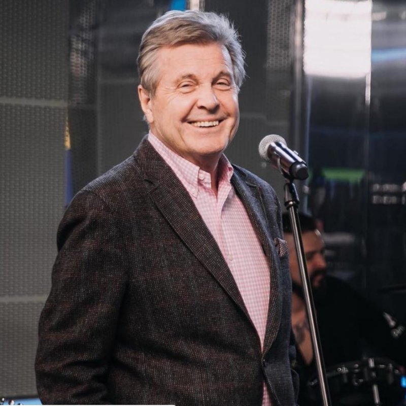 Лев Лещенко