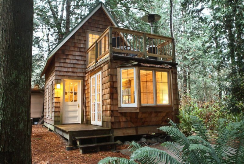 Деревянный tiny House