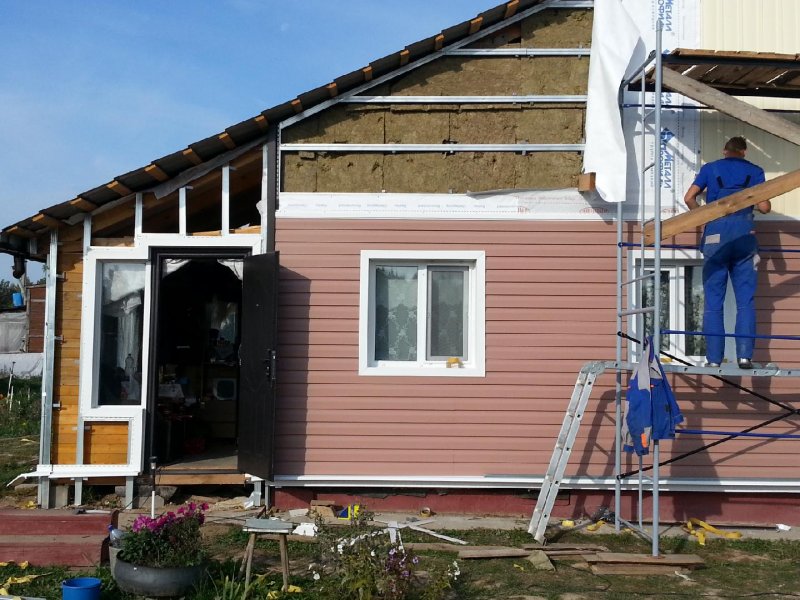 Дачные домики обшитые профнастилом