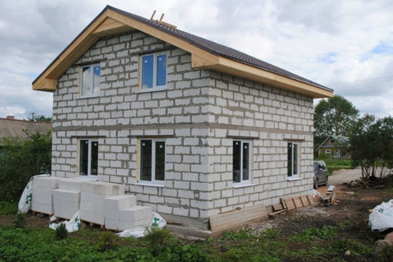 Дом из газоблока