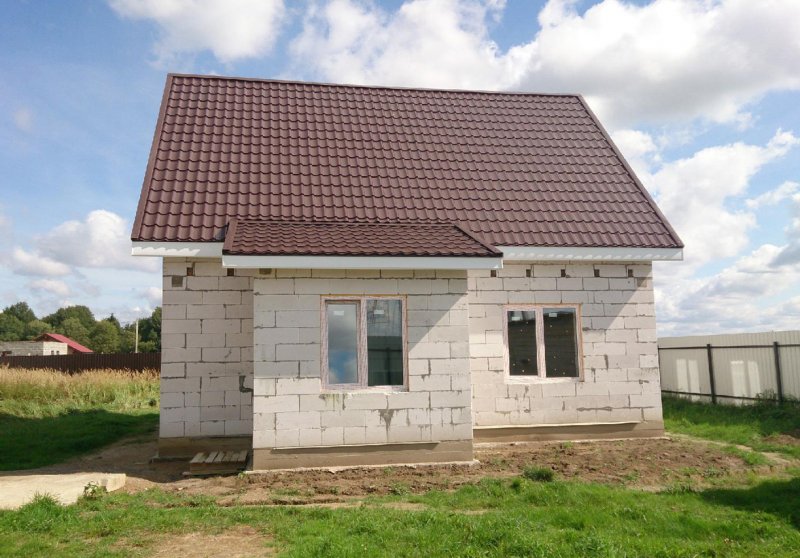 Дачный домик из газоблоков