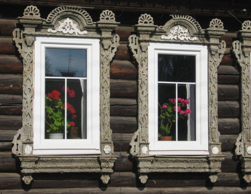 Окна в старых деревянных домах