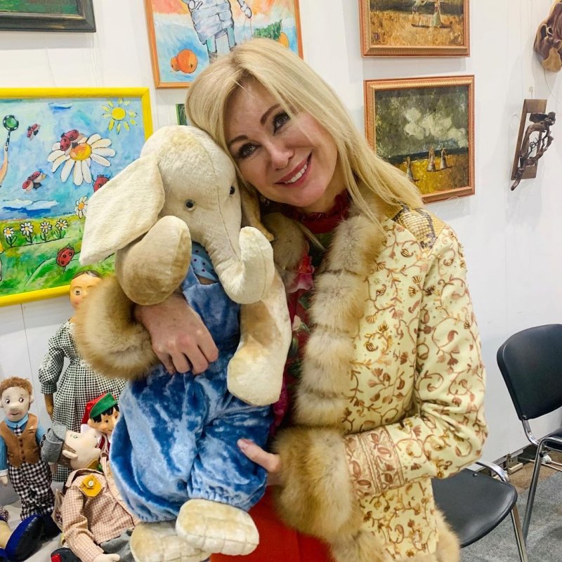 Вика Цыганова Максим