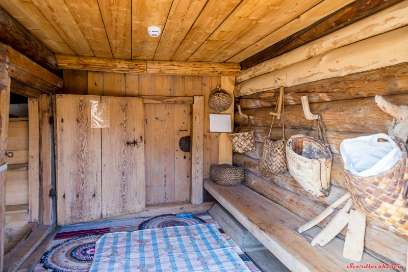 Сени в русской избе