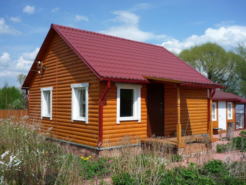 Крыши дачных домов