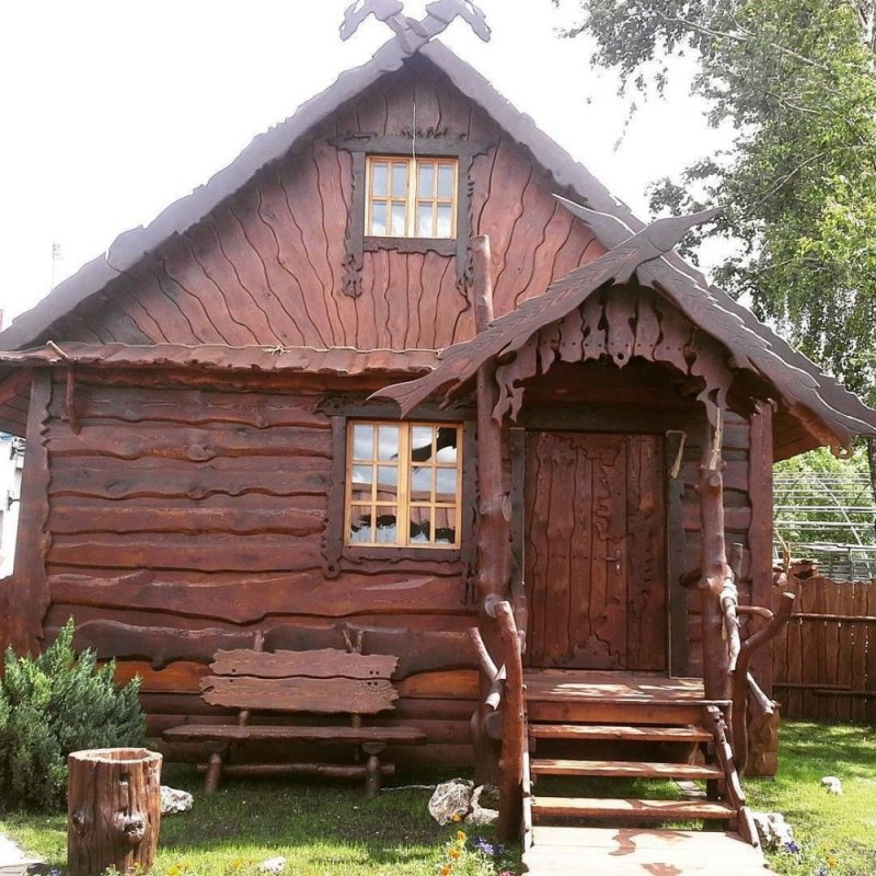 Домик из горбыля