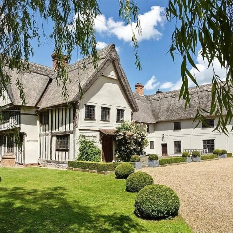 Kit Harington Home