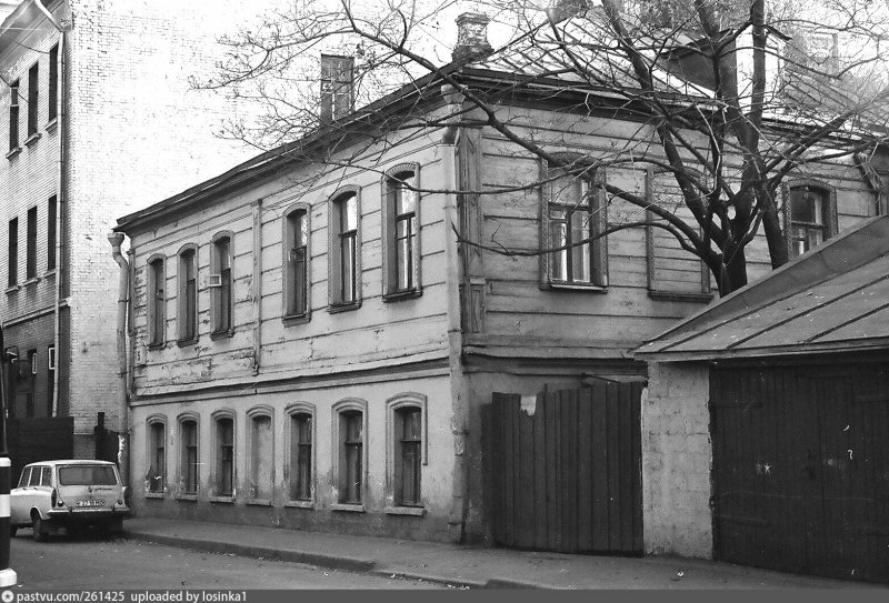 Москва, 1-й хвостов пер., 5
