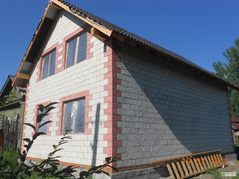 Дом 60кв м газобетона с мансардой