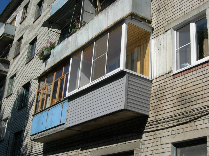 Балкон в хрущевке снаружи