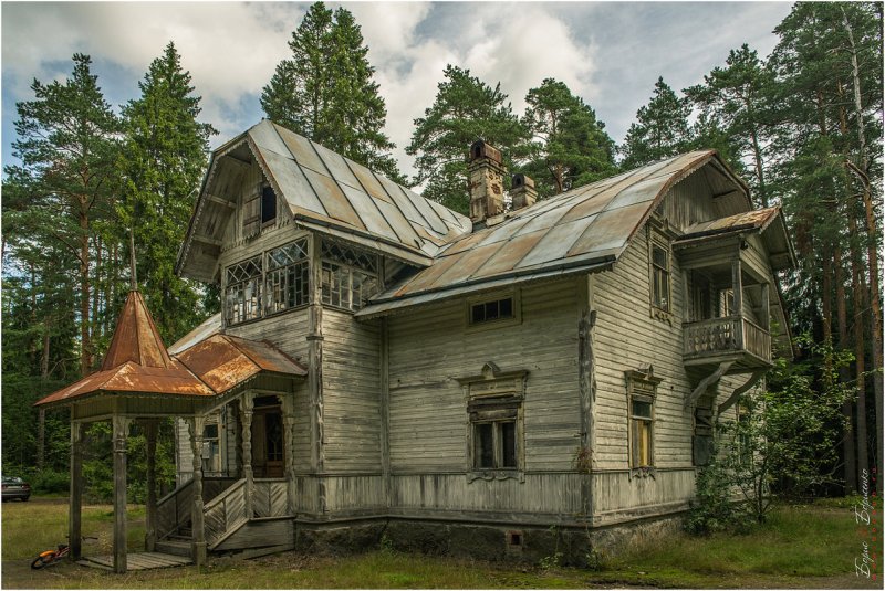 Финский домик старый