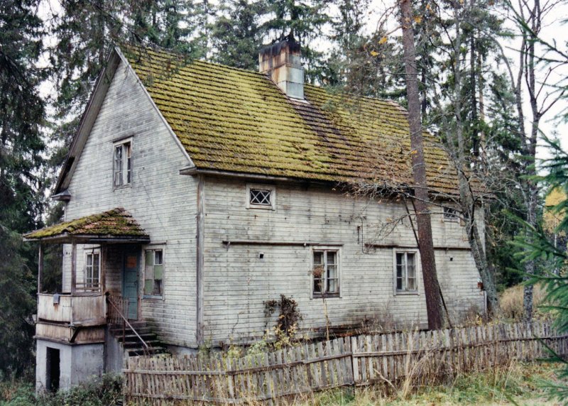 Финский домик старый