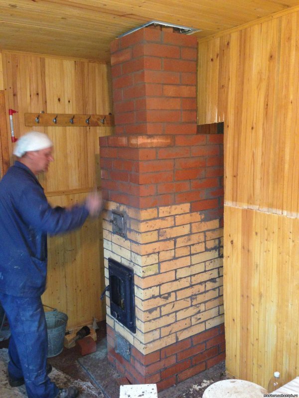 Щиток из кирпича в бане