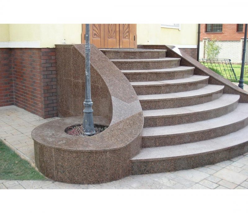 Куртинский гранит ступени