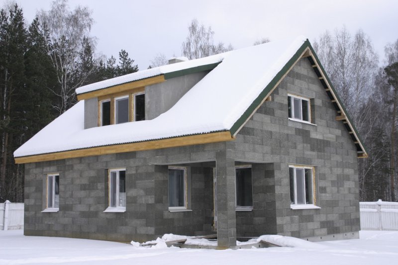 Дом из шлакоблока