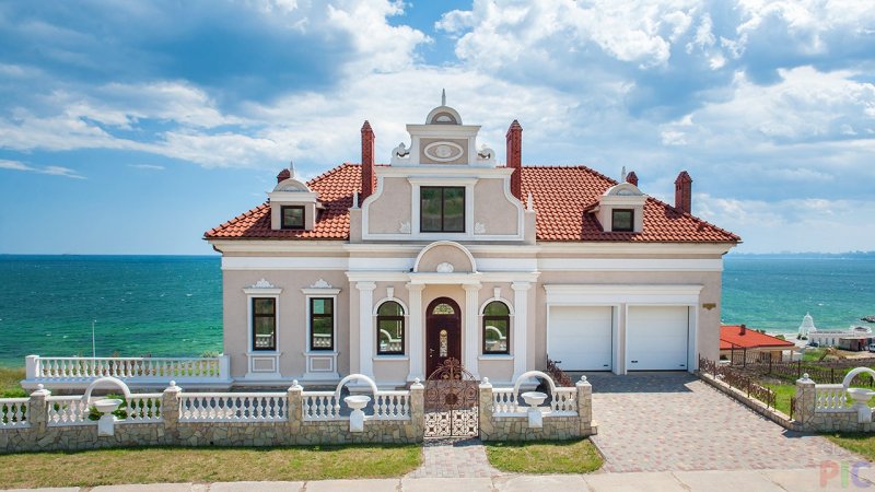 Дом у моря в Крыму