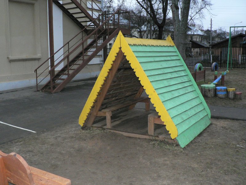 Домик для детского сада на площадку