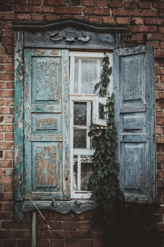 Окна старинных домов