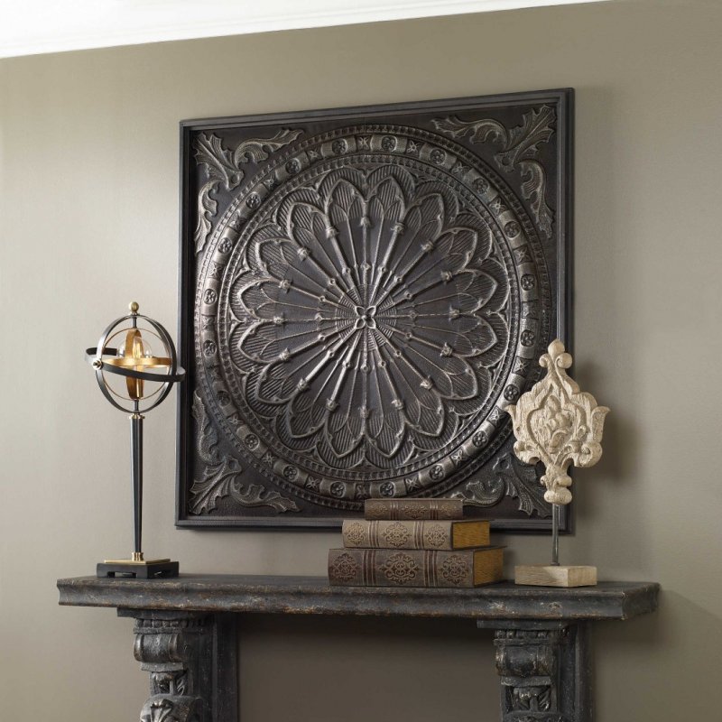 Настенный декор Uttermost