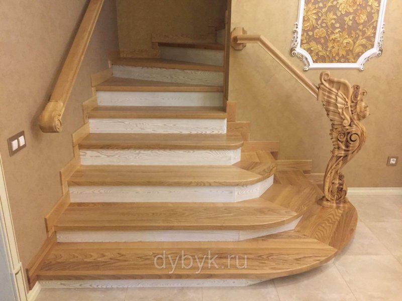 Деревянные ступени для лестницы