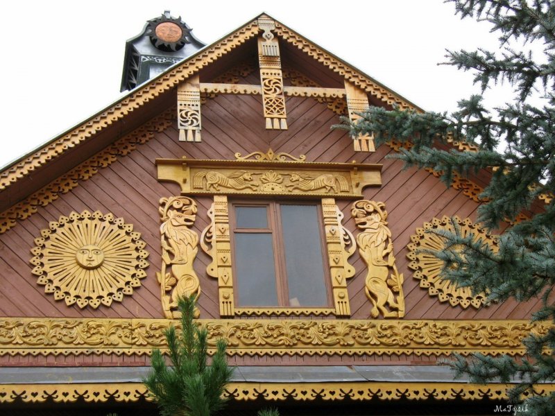 Званцев домовая резьба