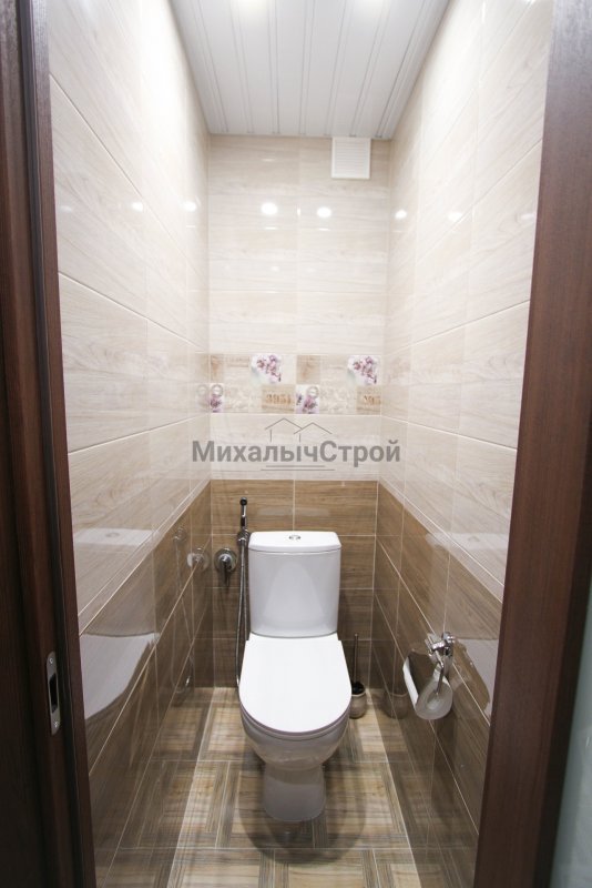 Кафель в туалете