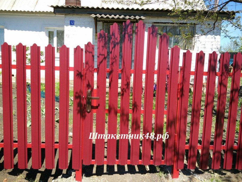 Евроштакетник для забора узорный