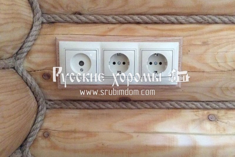 Розетки и выключатели в деревянном доме