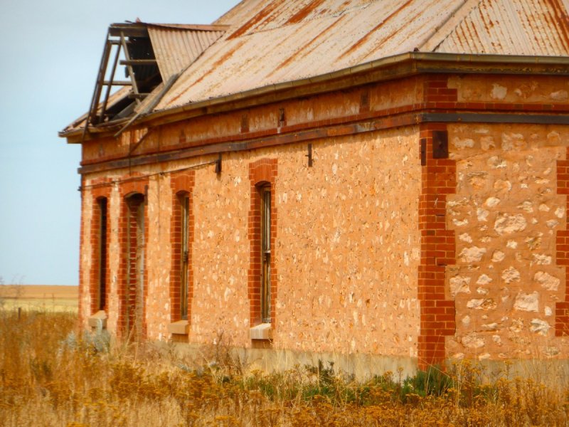 Старые кирпичные дома