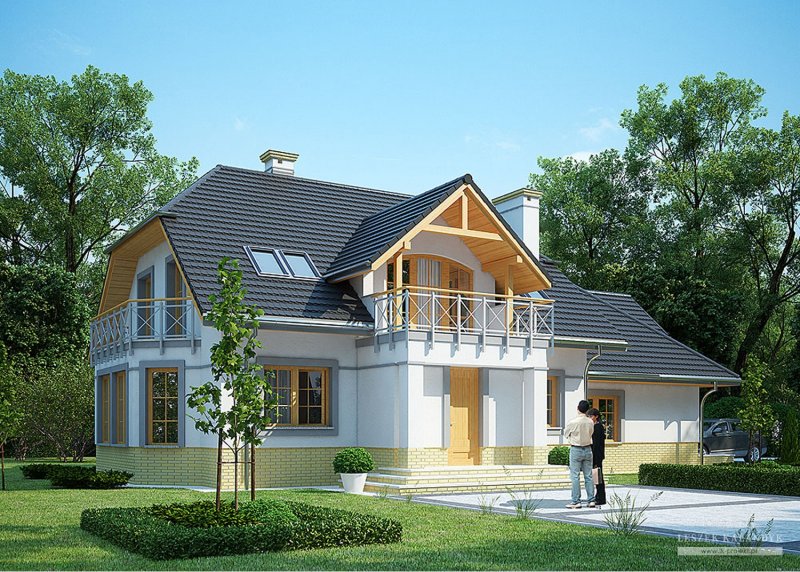 Красивый мансардный дом