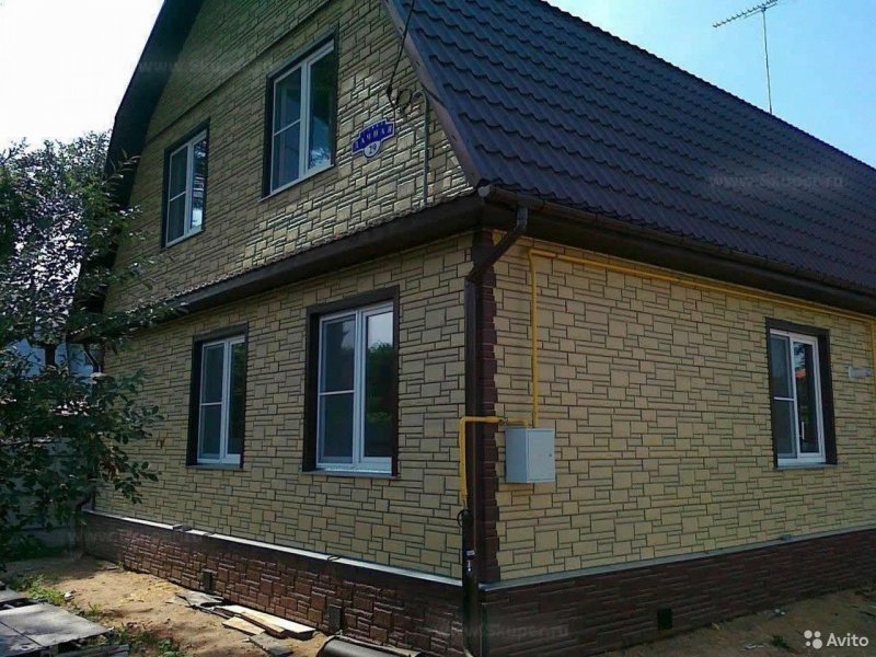 Дом обшитый сайдингом