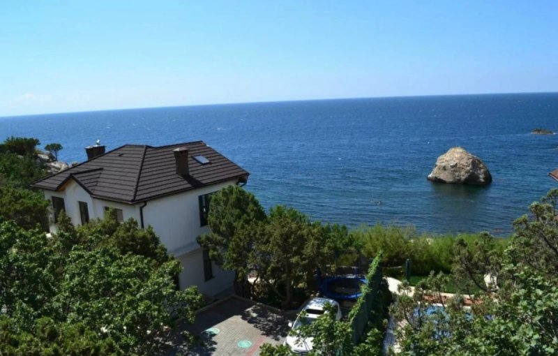 Дом у моря в Крыму