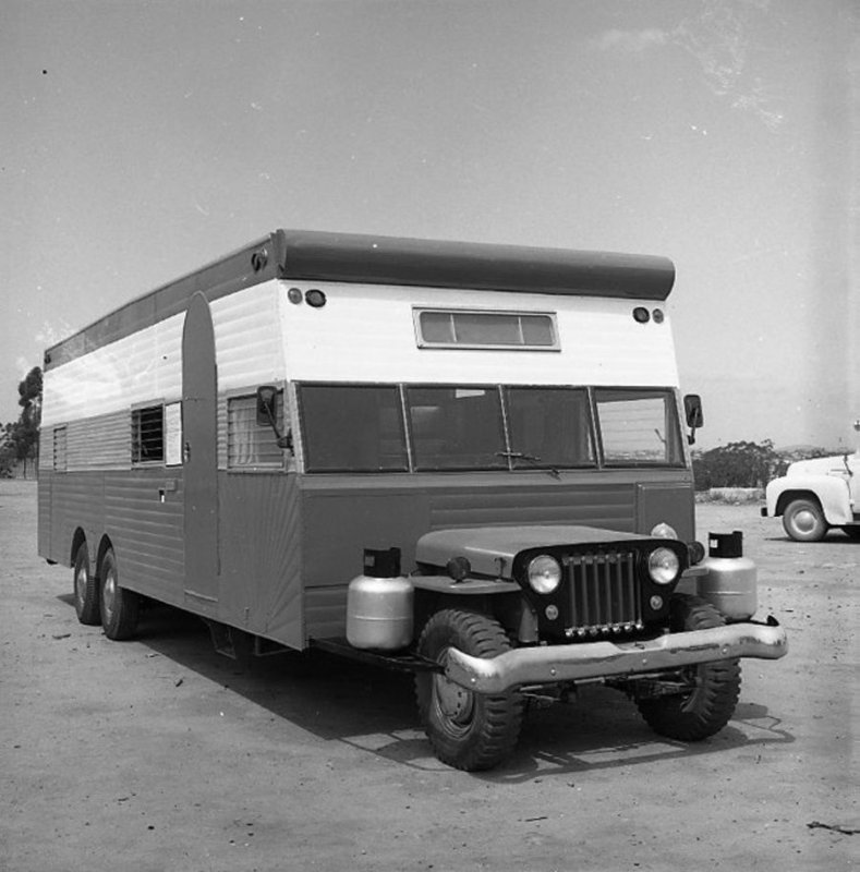 Мерседес 306d