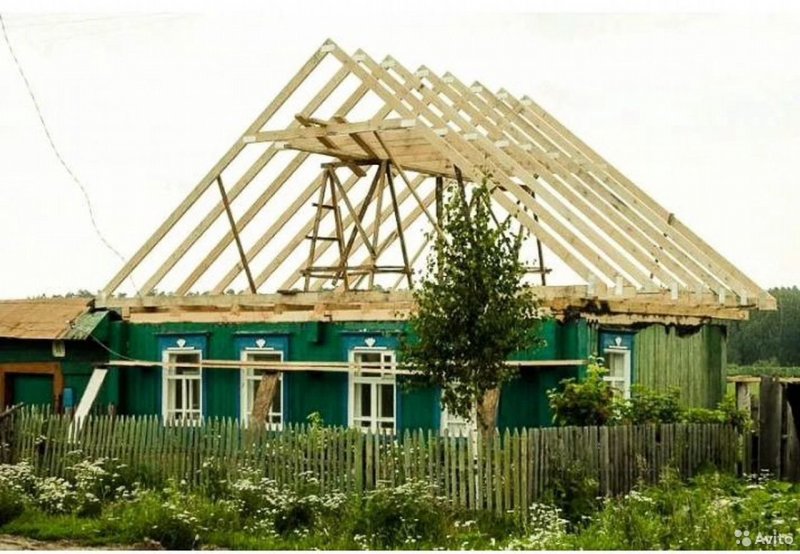 Реконструкция крыши старого дома