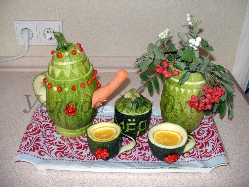 Поделка из кабачка
