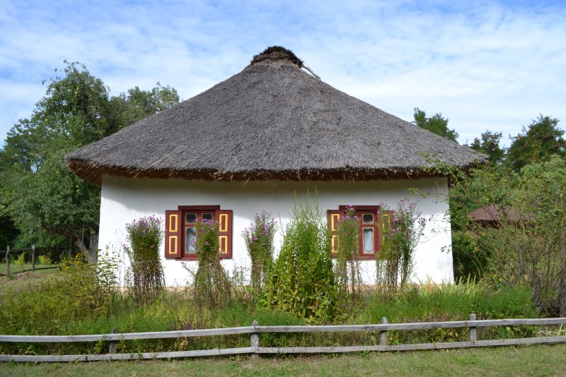 Казачий курень, изба, хата
