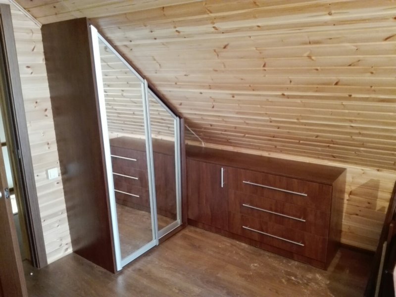 Шкафы купе на дачу своими