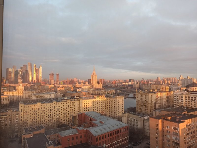 Азимут отель Москва вид из окна