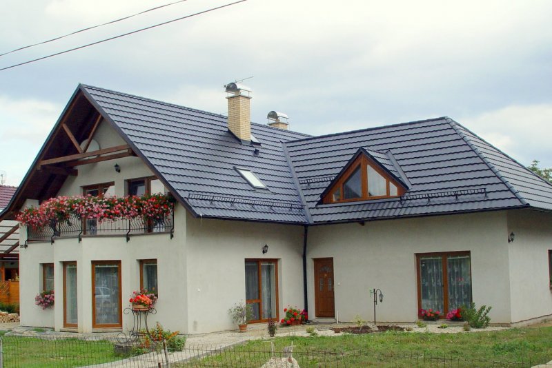 Вальмовая Черепичная крыша