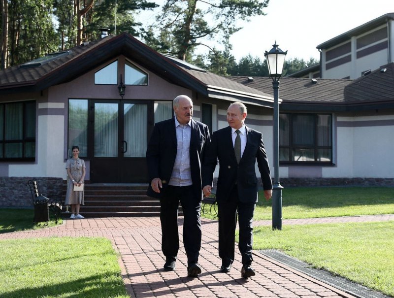 Резиденция Лукашенко – «Вискули»