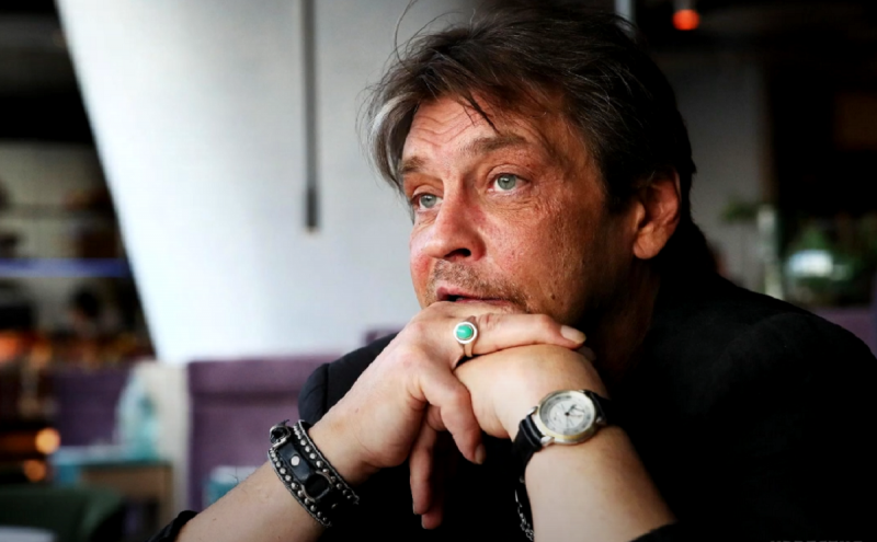 Александр Домогаров