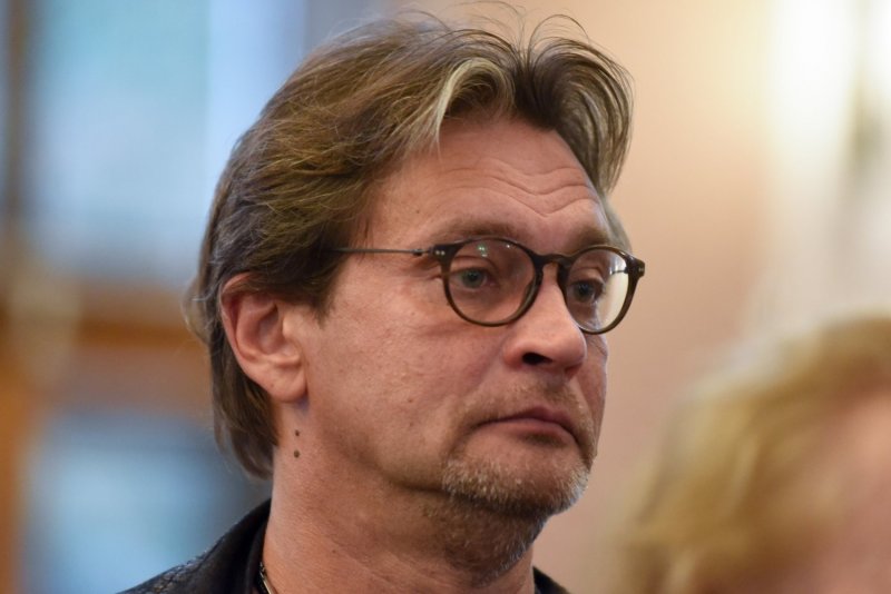 Дмитрий Домогаров