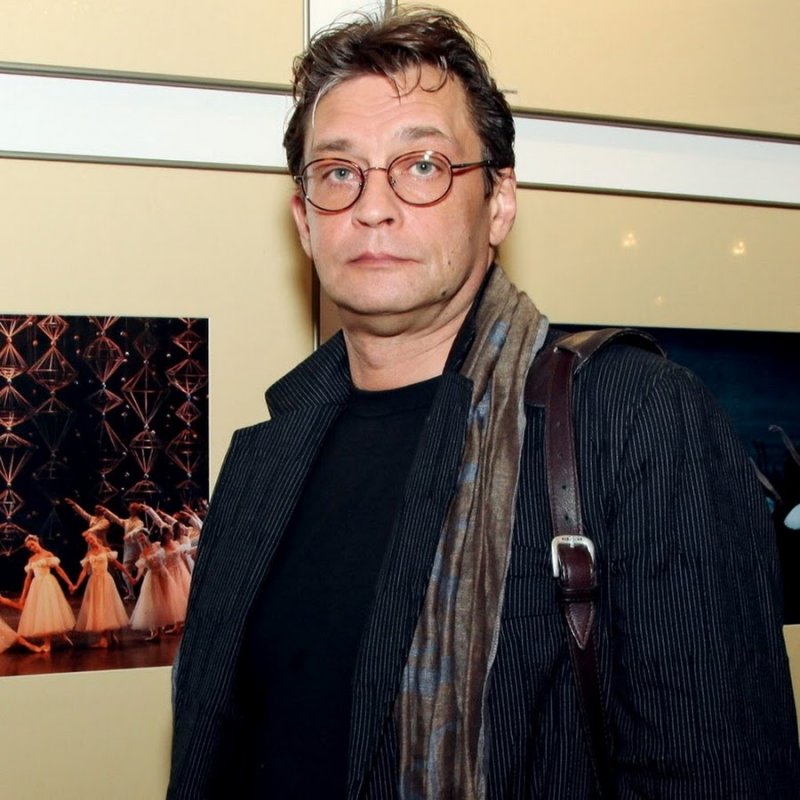 Дмитрий Домогаров