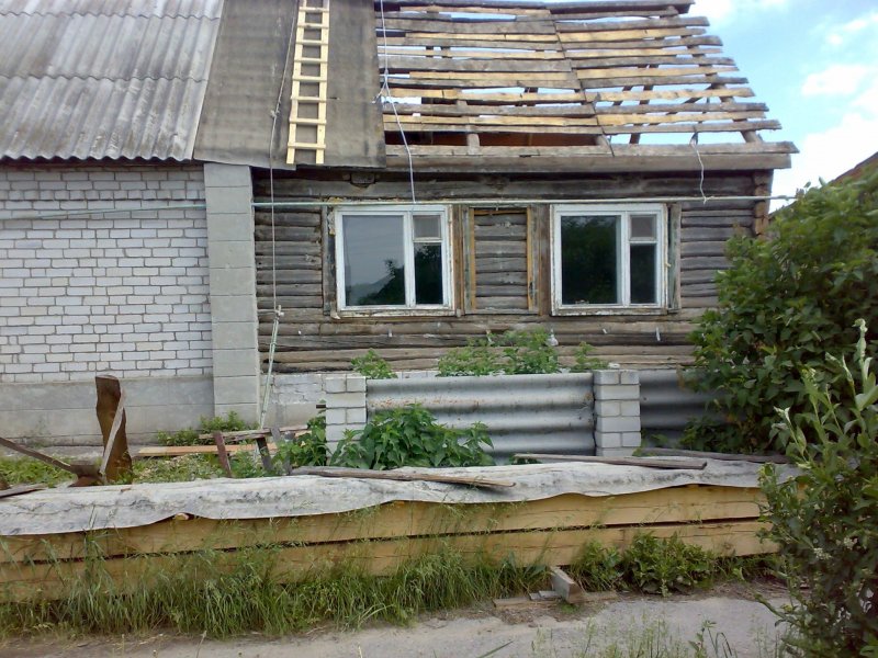 Реконструкция старых домов в деревне