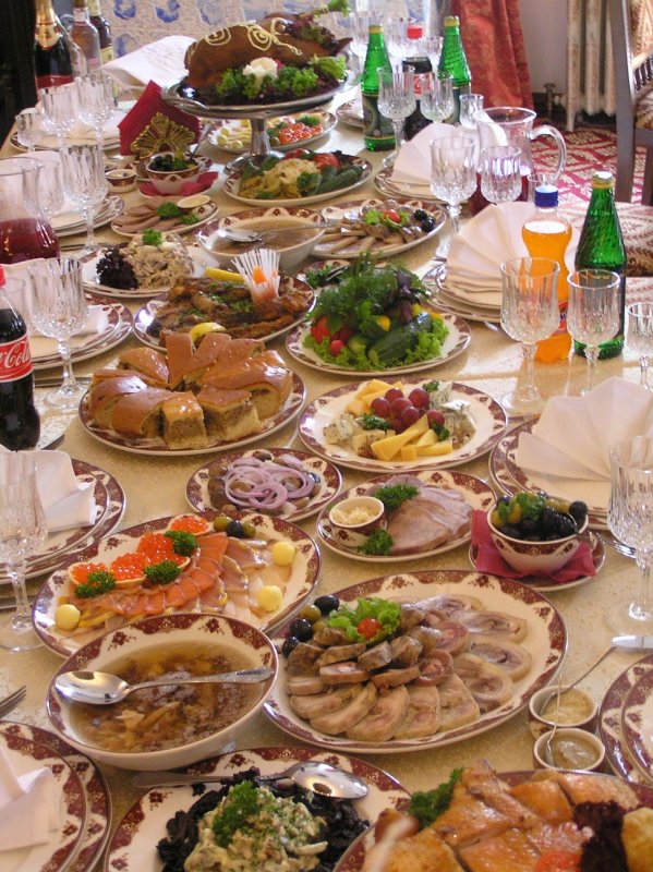 Красивый праздничный стол