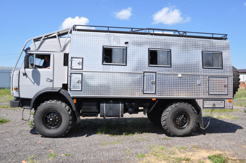 КАМАЗ 43118 автодом