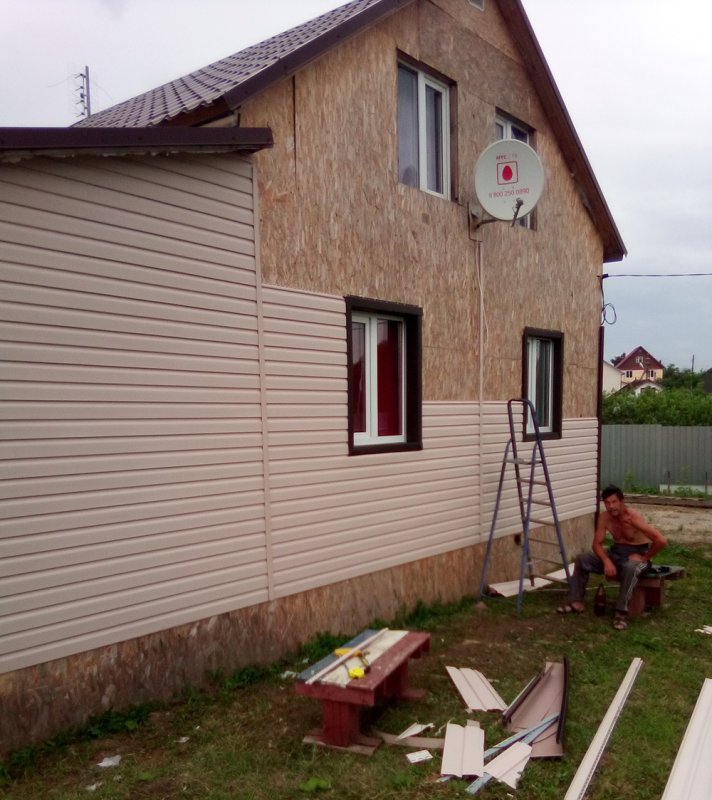 Фронтоны дачных домиков