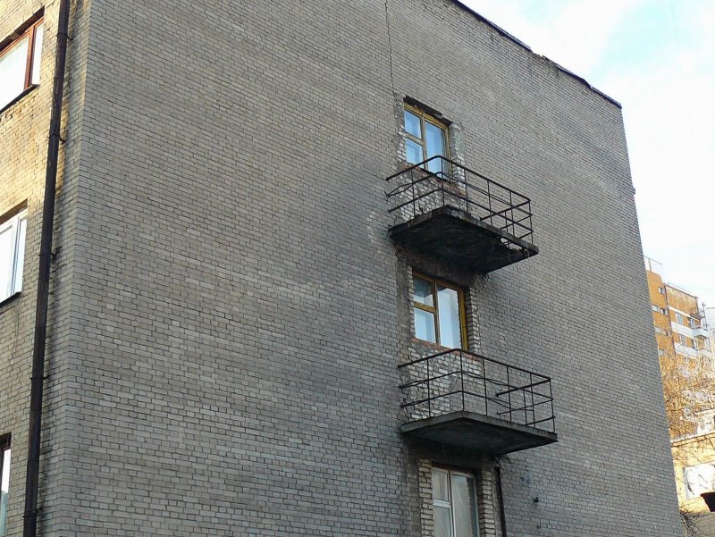 Стрит арт Паша 183