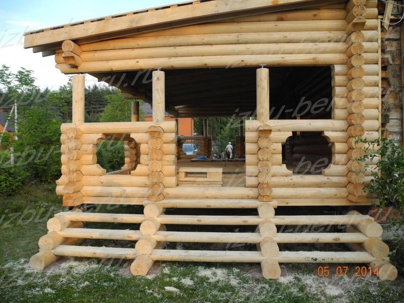 Крыльцо для бани из бревна