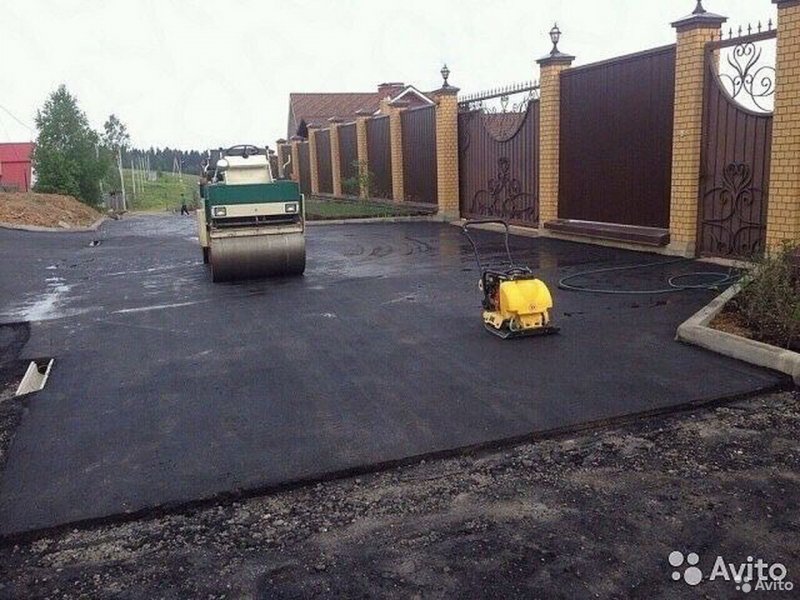 Асфальтирование и благоустройство участков